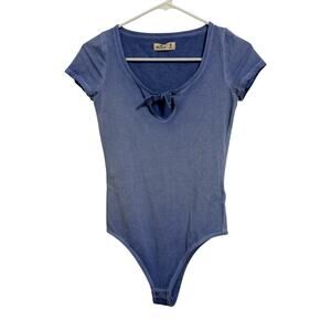 Hollister Women’s Size M Blue Ombré Short Sleeve Tie Front Bodysuit